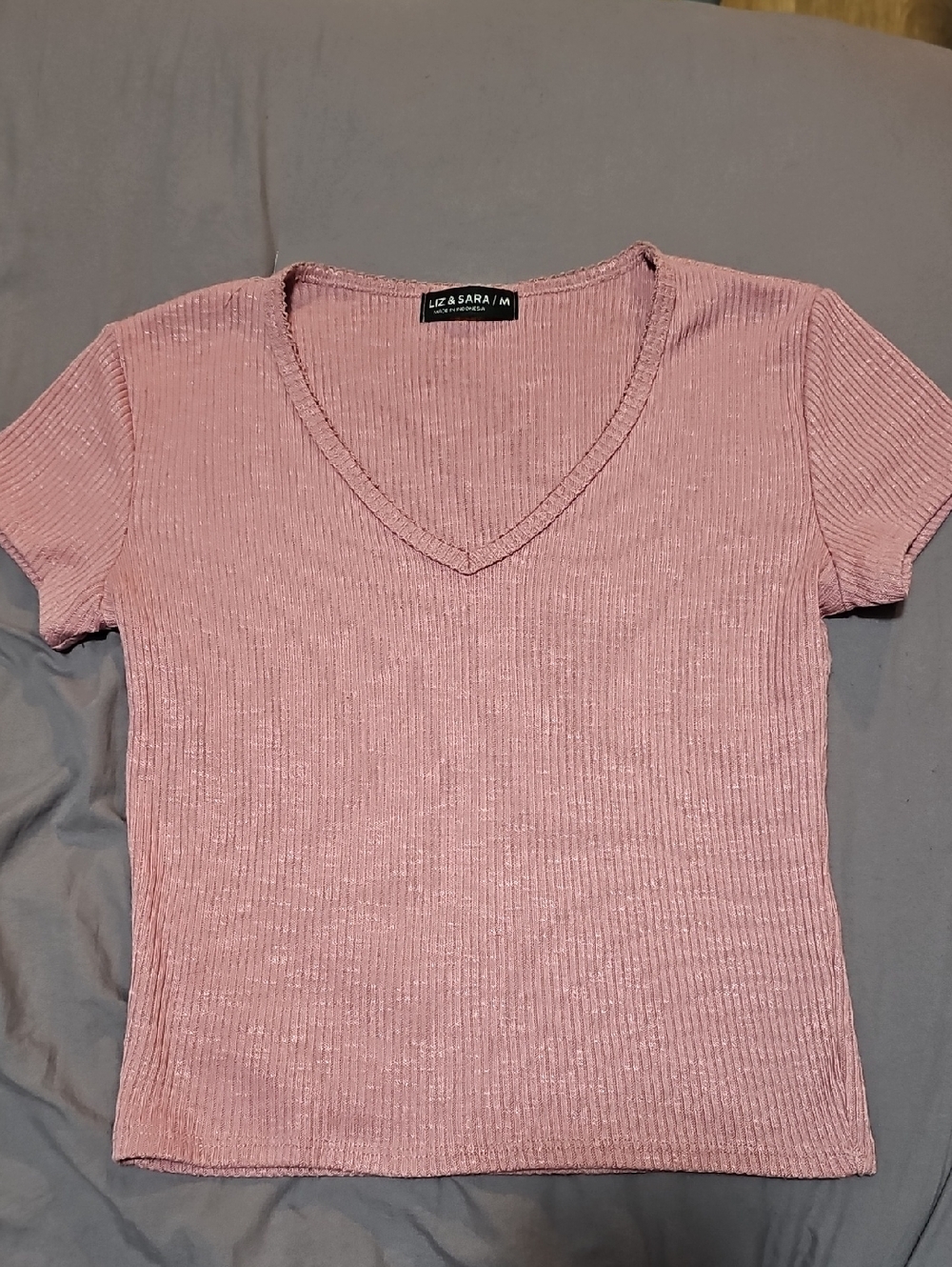 Liz & Sara Dusty Pink Ribbed V-Neck Short Sleeve Tee